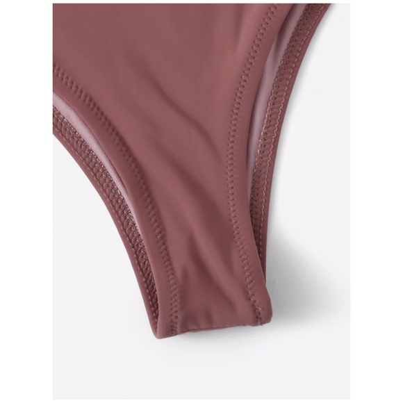 SOLD OUT - Picture 4 of 5